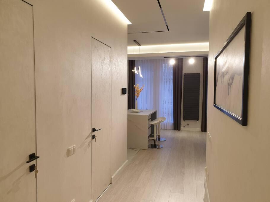 An Apartment That Brings More Ντουσαμπέ Εξωτερικό φωτογραφία